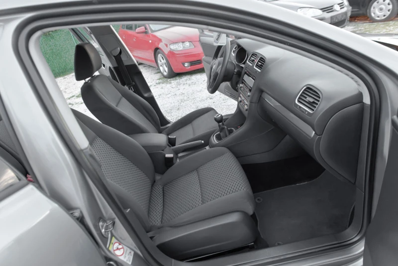 VW Golf 2.0tdi 4 motion, снимка 12 - Автомобили и джипове - 53568225