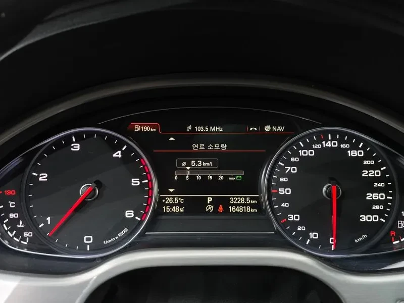 Audi A8 60 TDI QUATTRO D4, снимка 8 - Автомобили и джипове - 54739343