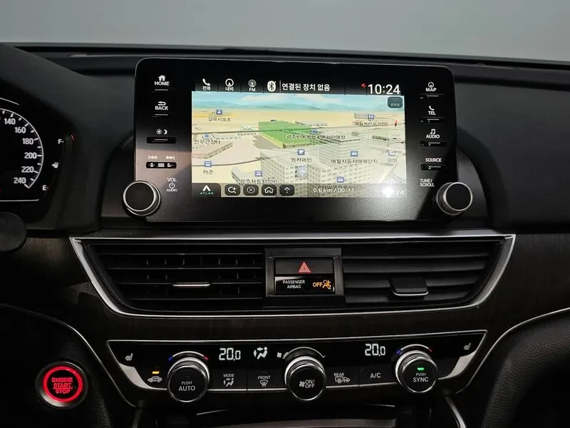 Honda Accord 10Th Generation 1.5 Turbo, снимка 14 - Автомобили и джипове - 55044843
