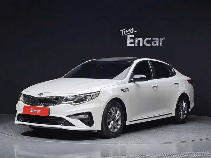 Kia K5 2.0 Luxury - САМО 30% АВАНС