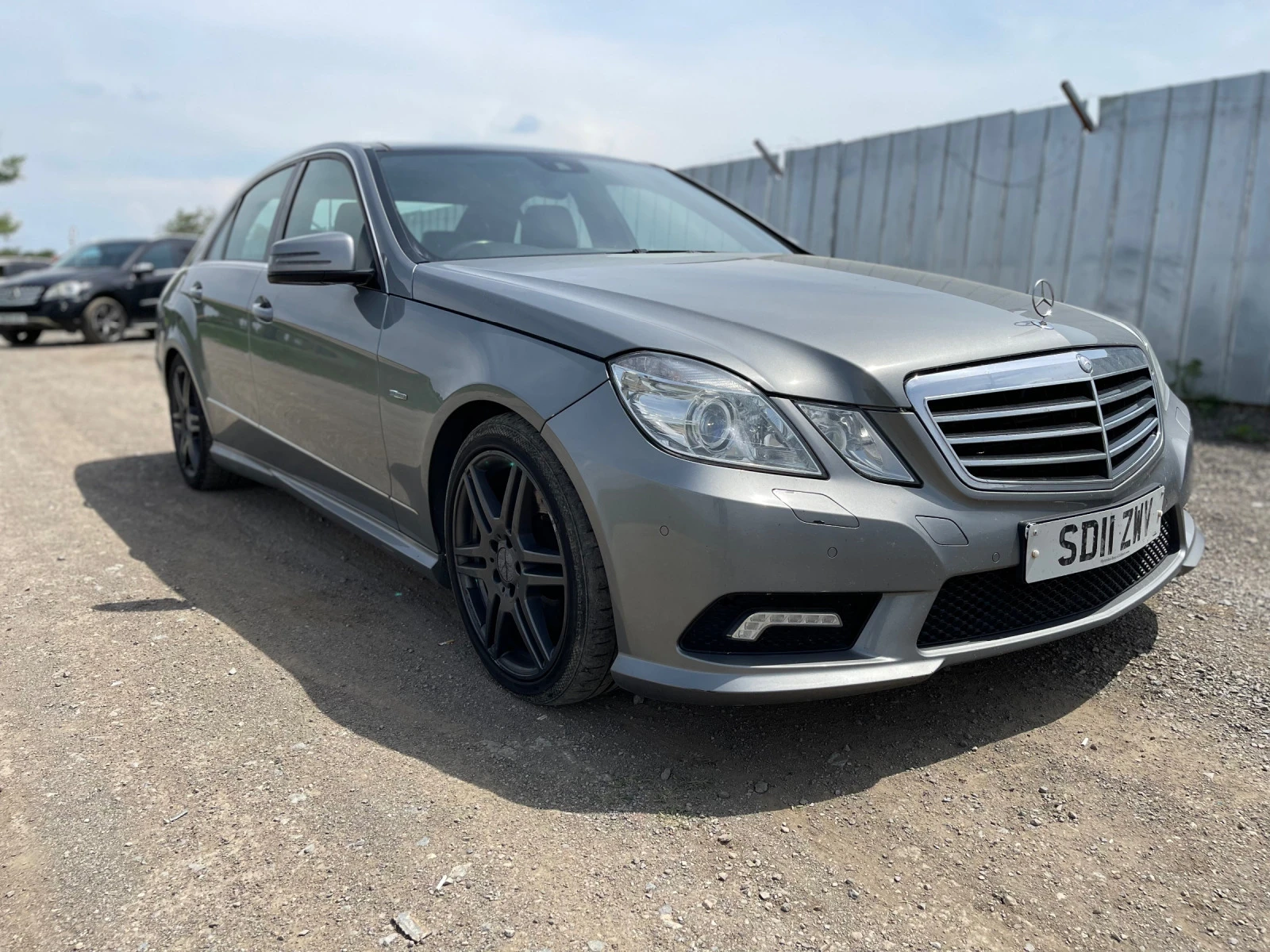 Mercedes-Benz E 350 На части 350 цди, снимка 1