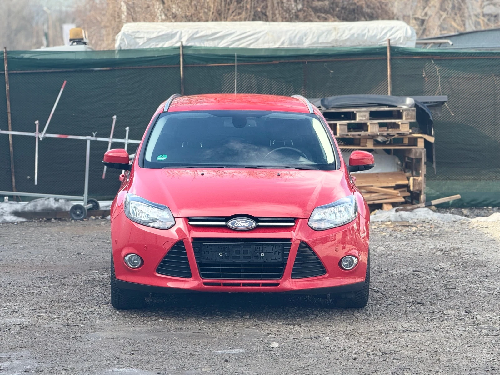 Ford Focus - [1] 