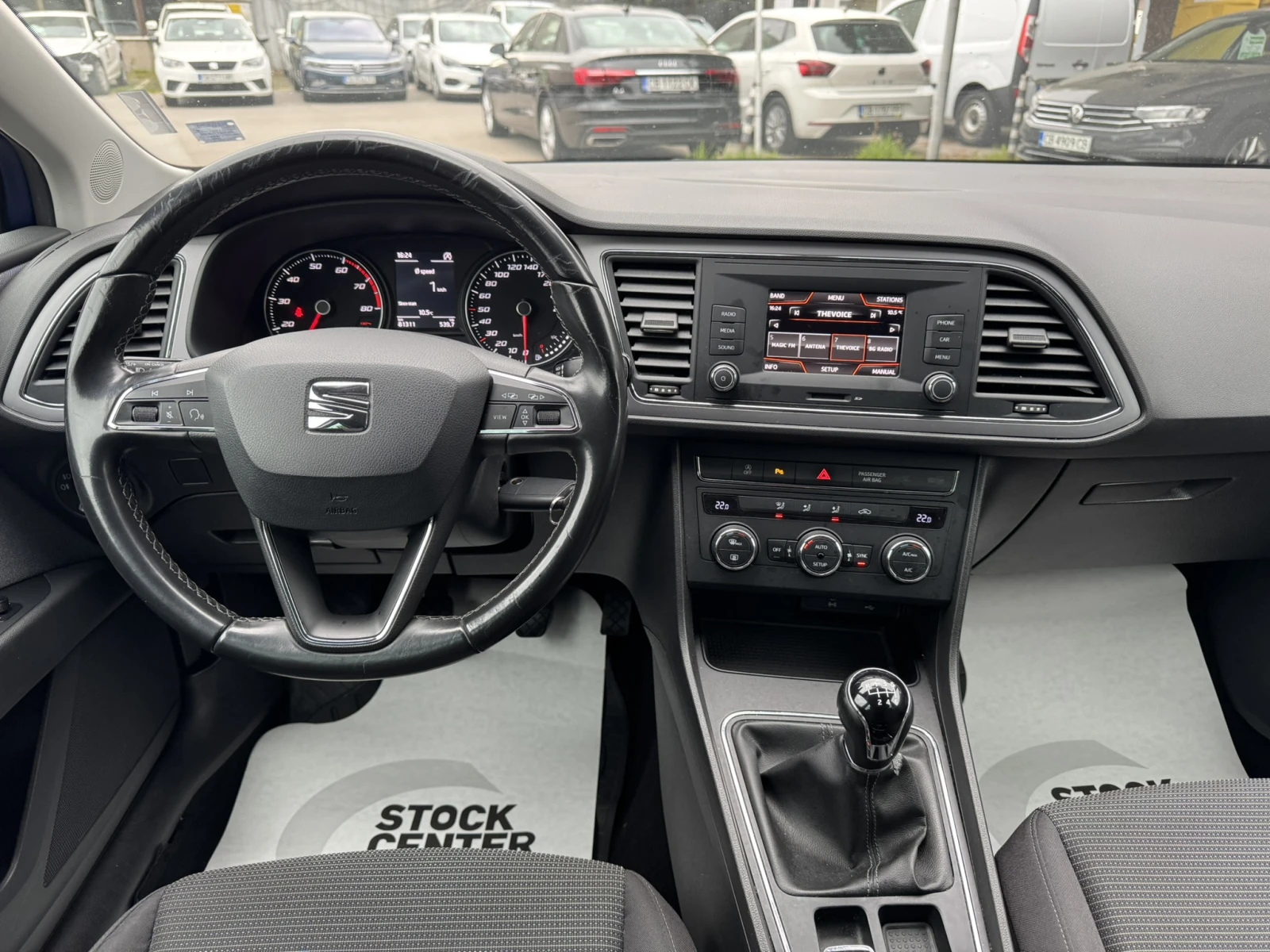 Seat Leon TSI STYLE - изображение 8
