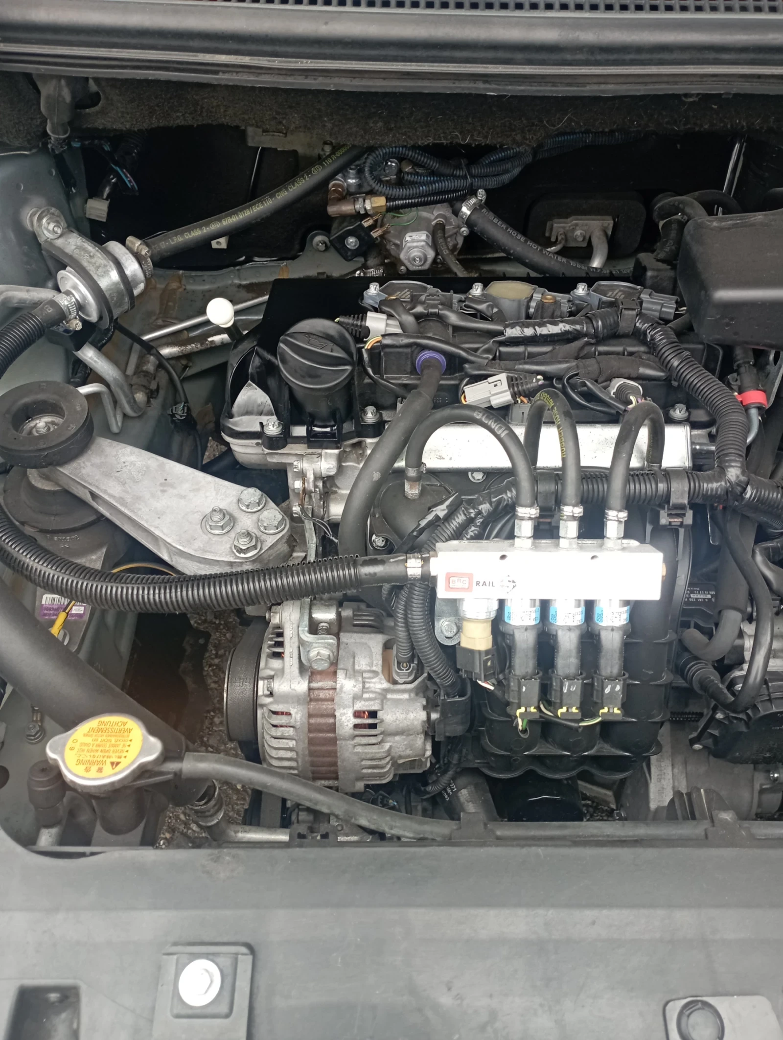 Mitsubishi Colt  - изображение 2
