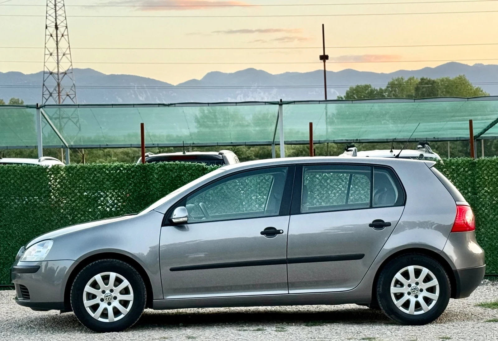 VW Golf 1.6i ИТАЛИЯ - изображение 4
