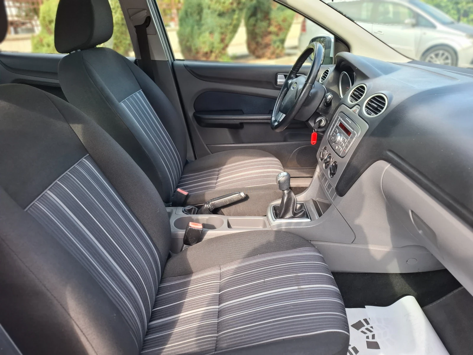 Ford Focus 1.4i 80hp *  * EURO 4 *  | Mobile.bg   15