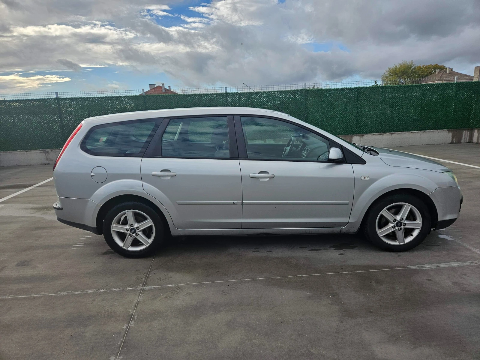 Ford Focus 1.6 - изображение 5