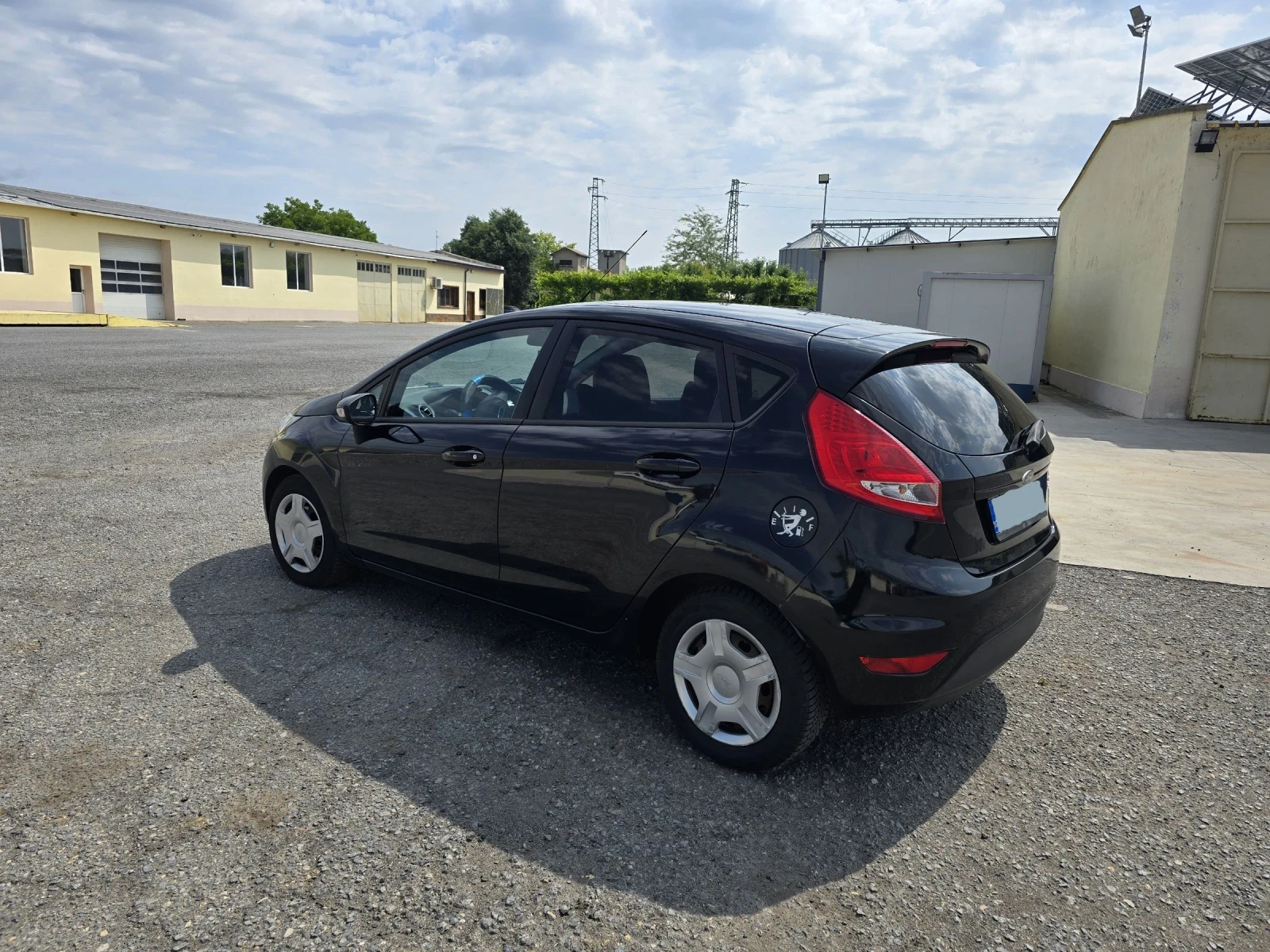 Ford Fiesta  - изображение 4