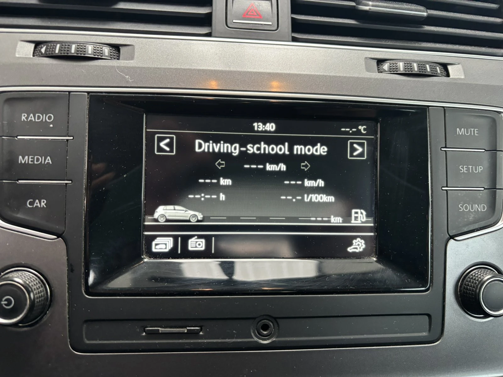 VW Golf  - изображение 10