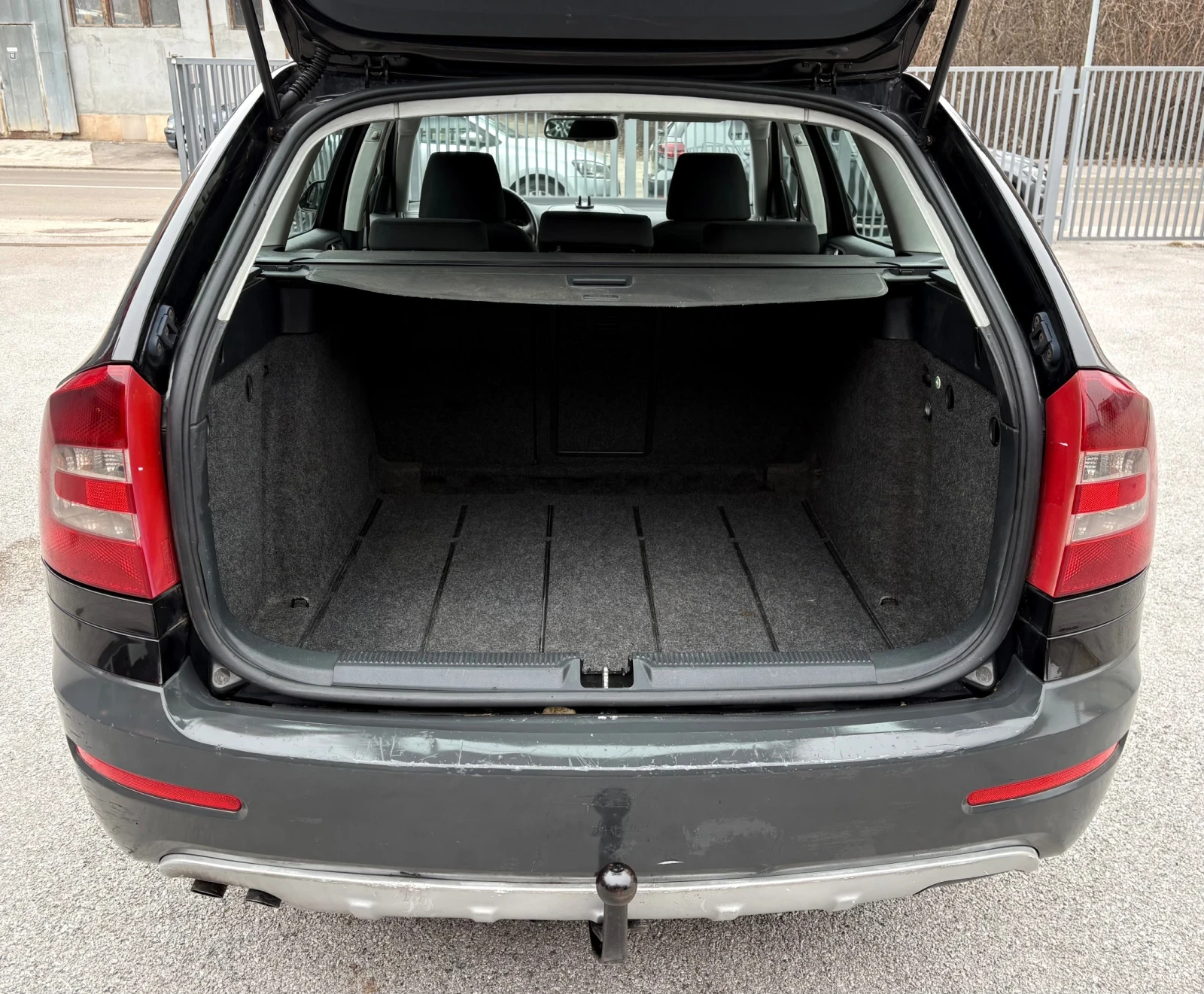 Skoda Octavia Scout, 4X4, BMM, 140hp - изображение 8