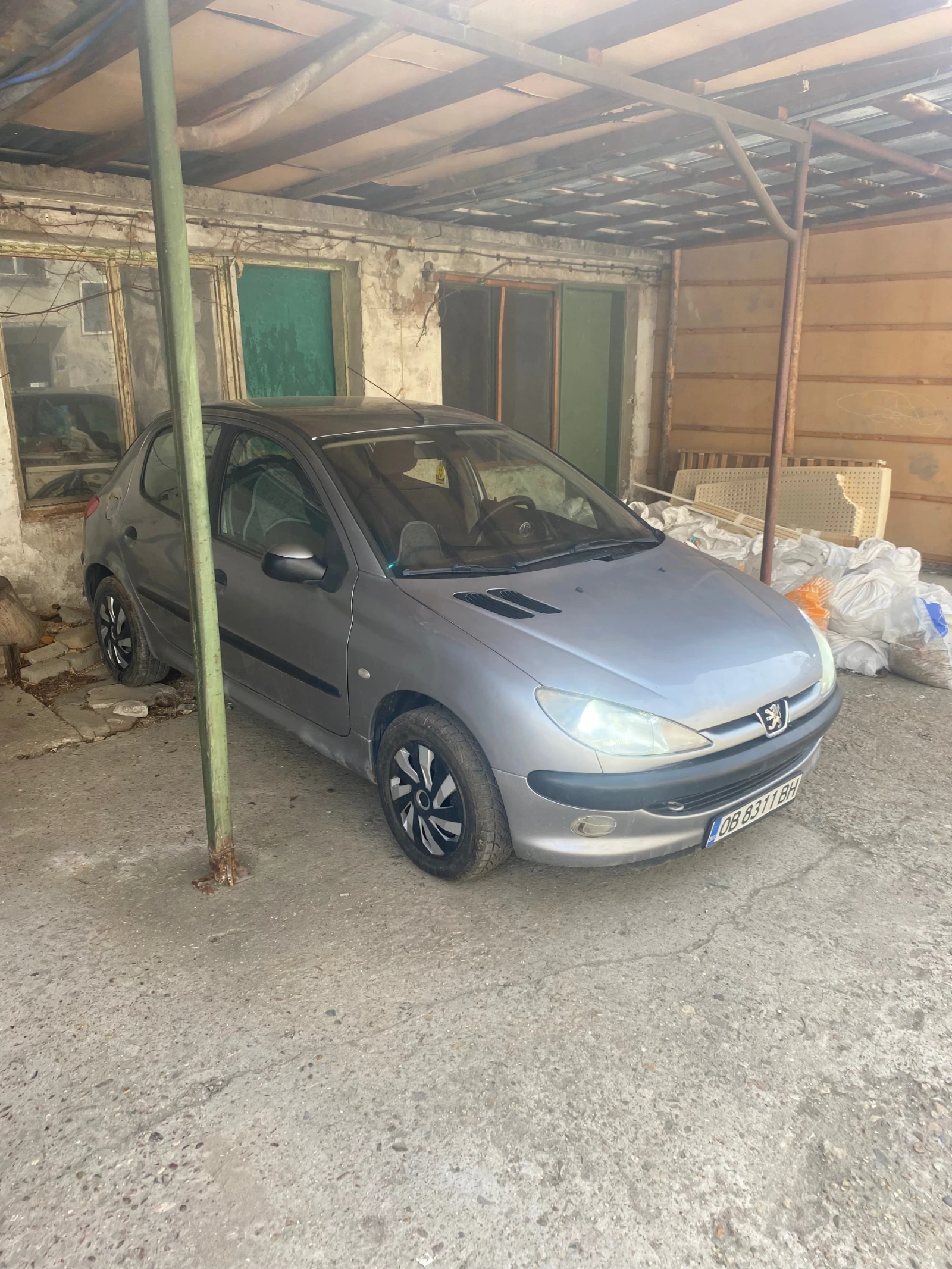 Peugeot 206