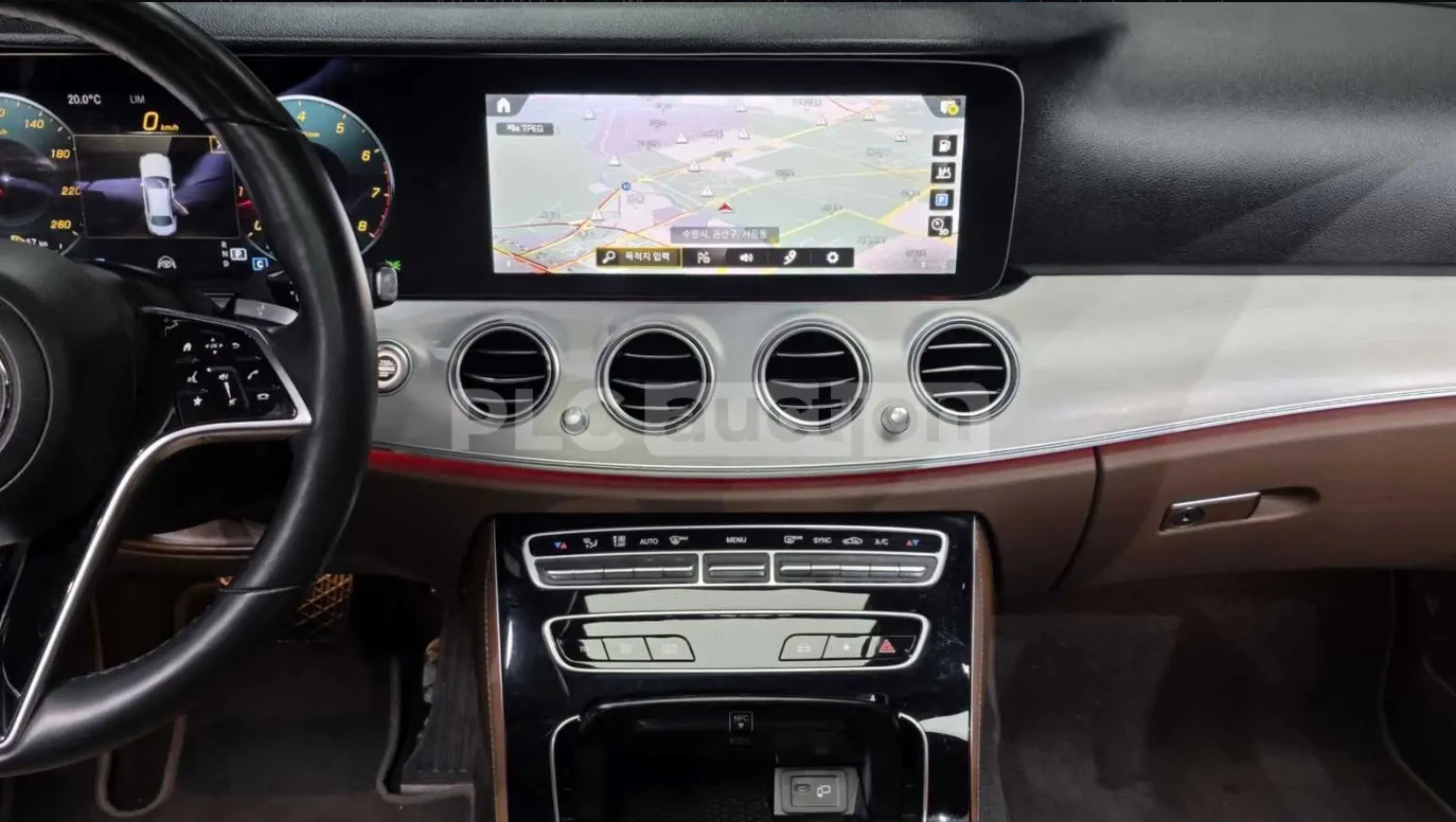 Mercedes-Benz E 250, снимка 13 - Автомобили и джипове - 54221430