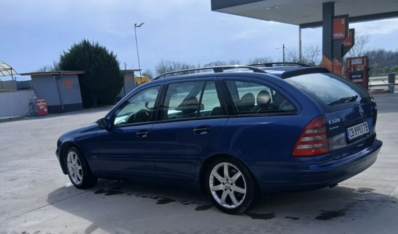 Mercedes-Benz C 220 2.2CD?, снимка 5 - Автомобили и джипове - 54416930