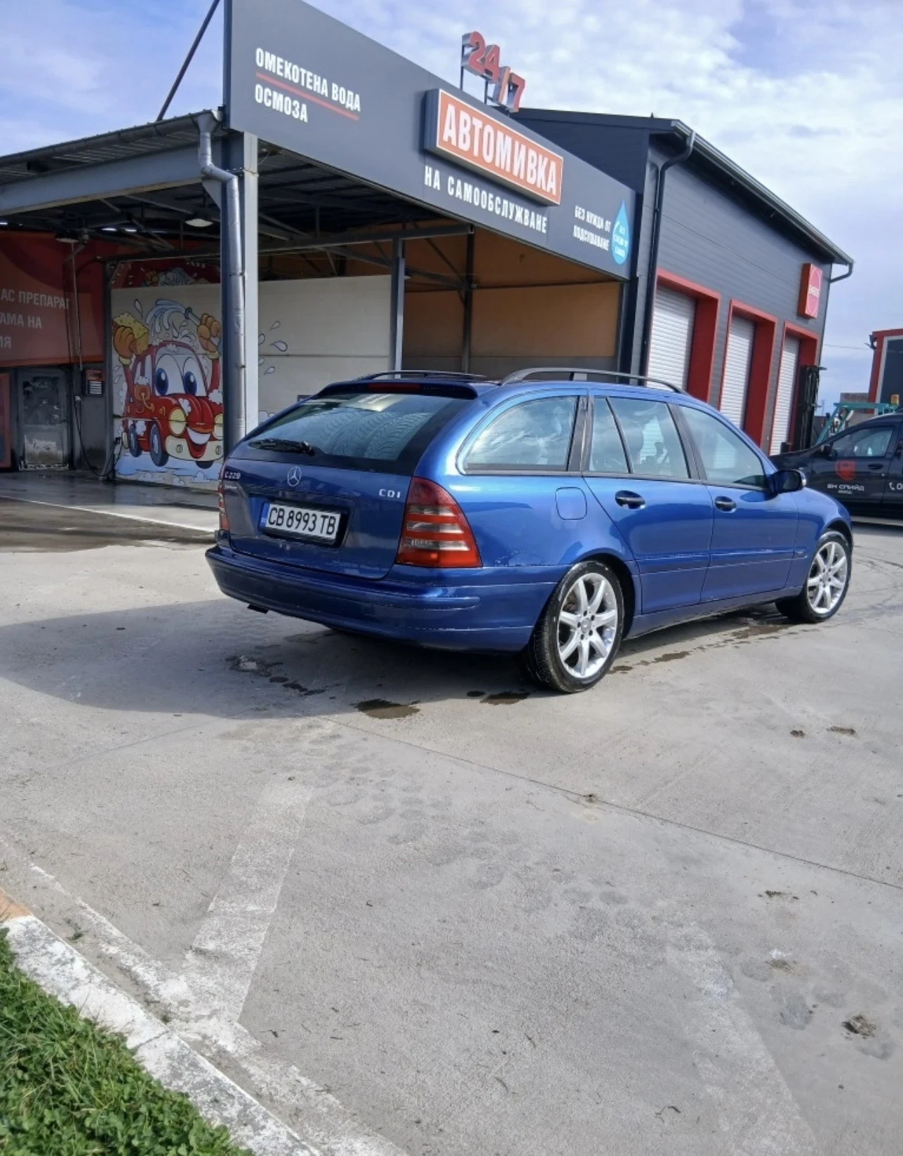 Mercedes-Benz C 220 2.2CD?, снимка 4 - Автомобили и джипове - 54416930
