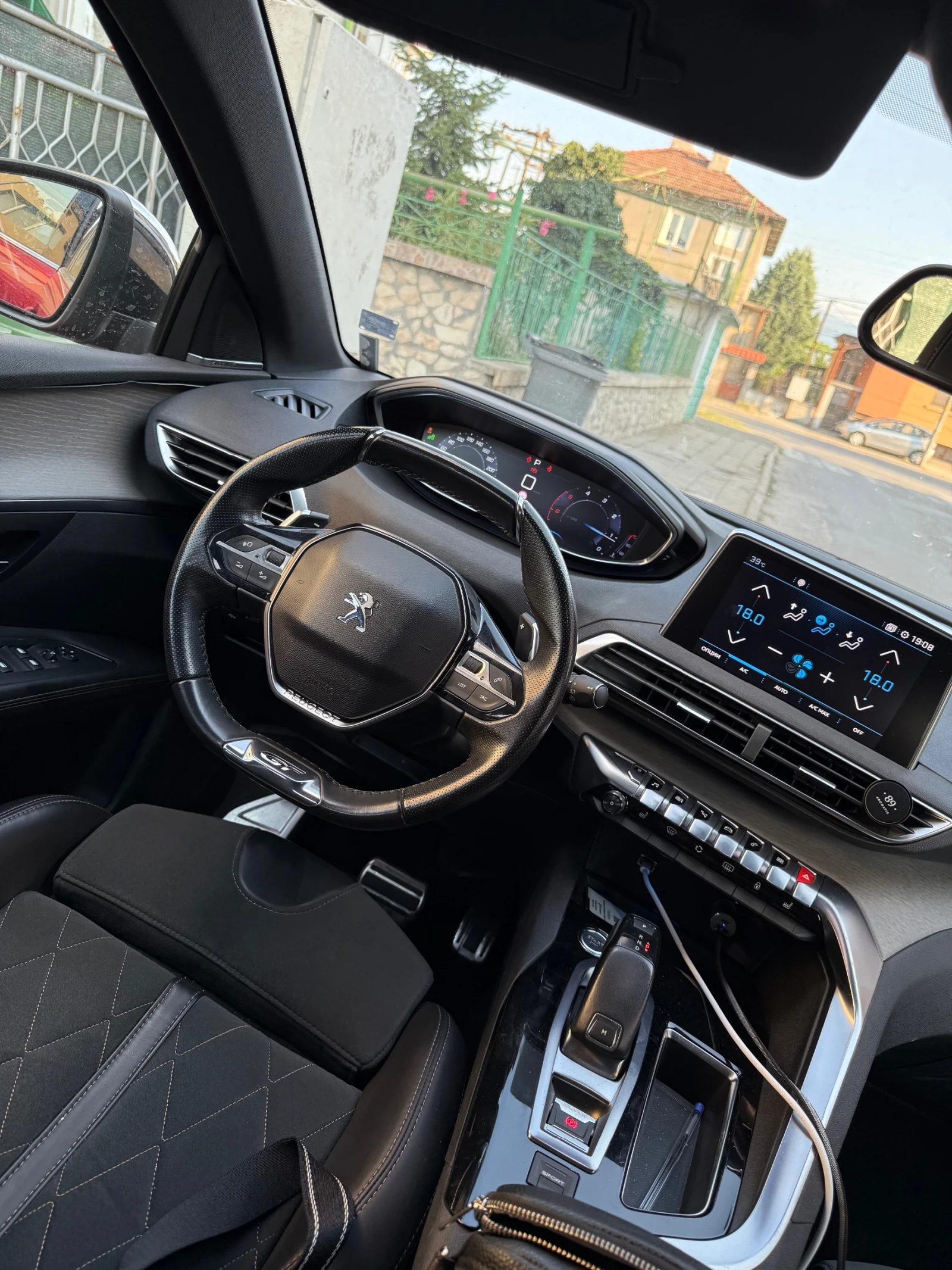 Peugeot 3008, снимка 3 - Автомобили и джипове - 54528280