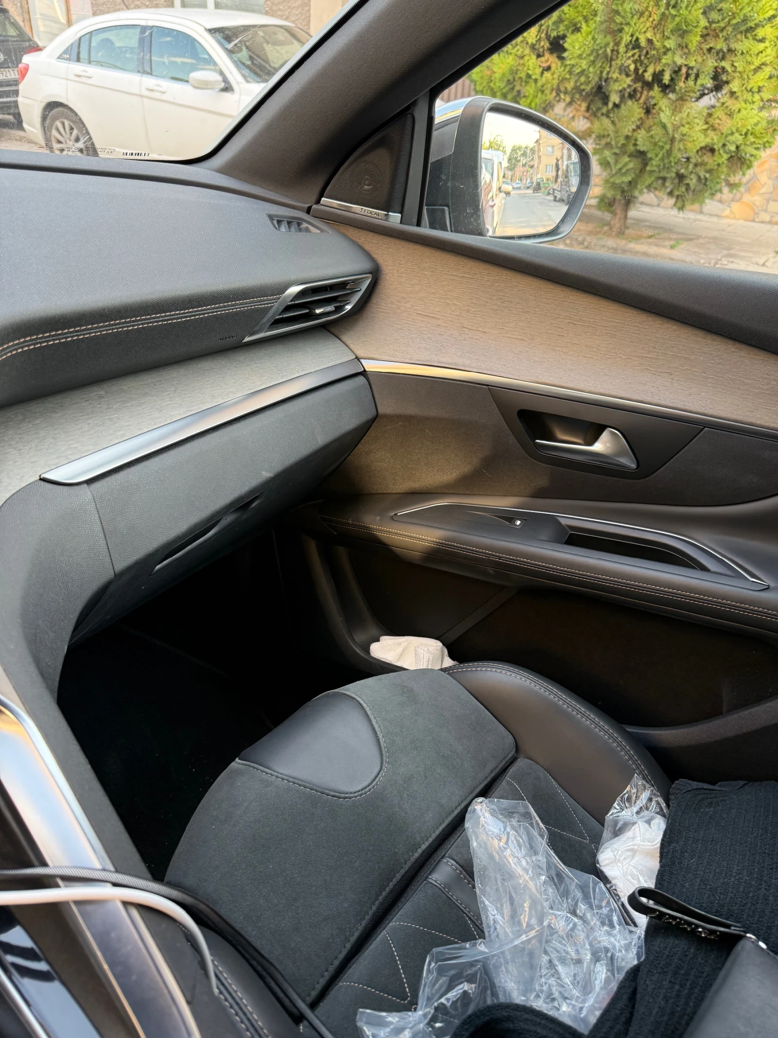 Peugeot 3008, снимка 7 - Автомобили и джипове - 54528280