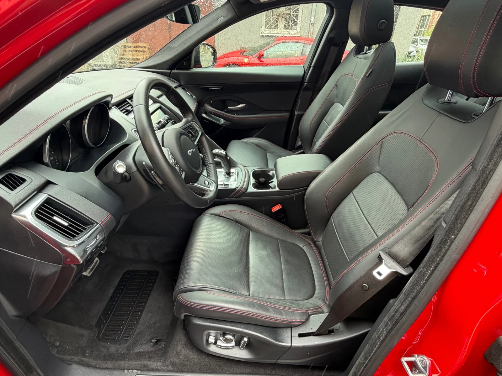 Jaguar E-pace R-design, 20000км !!!, снимка 14 - Автомобили и джипове - 54743921
