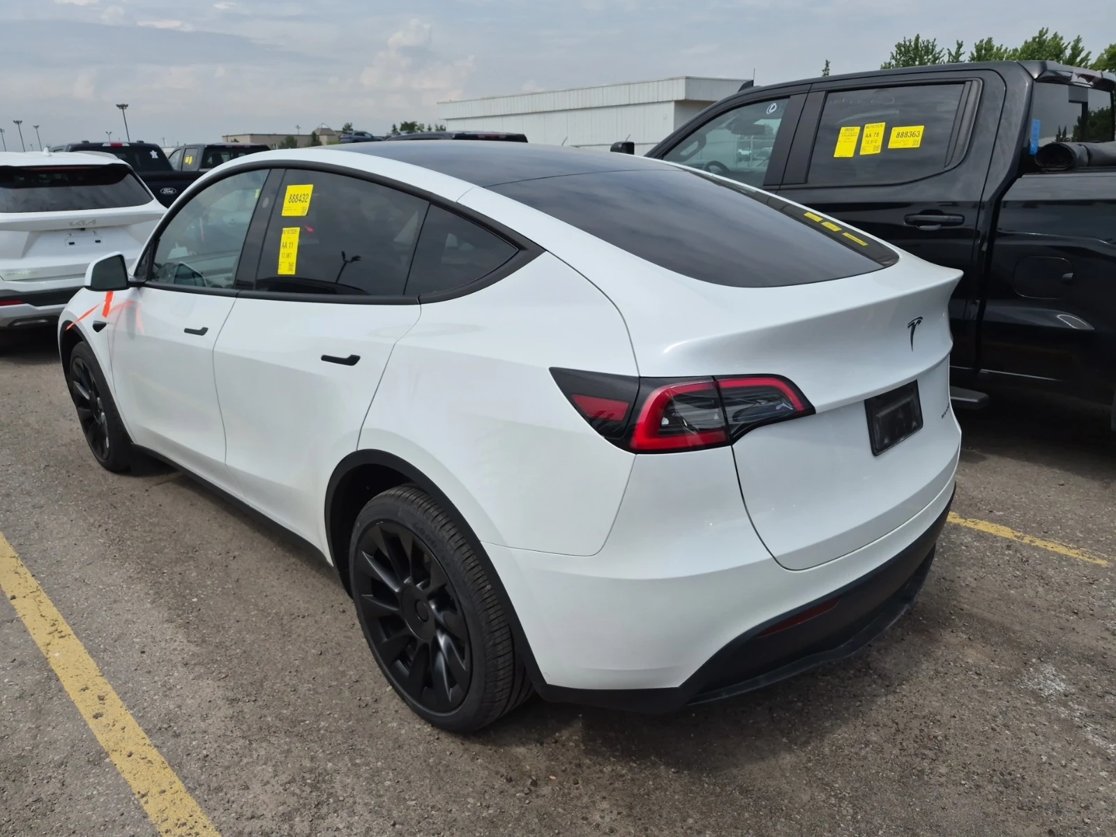 Tesla Model Y Long Range| Panorama| Autopilot| 2 Ключа| , снимка 3 - Автомобили и джипове - 54868270