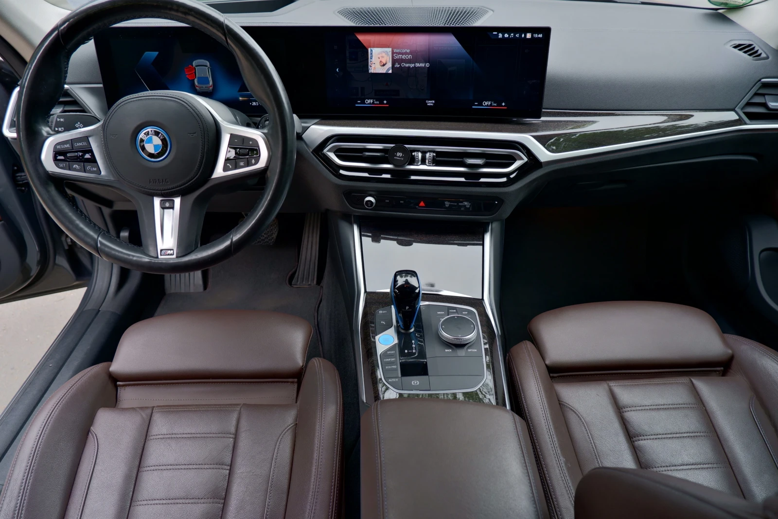 BMW i4 eDrive40, снимка 14 - Автомобили и джипове - 55067309
