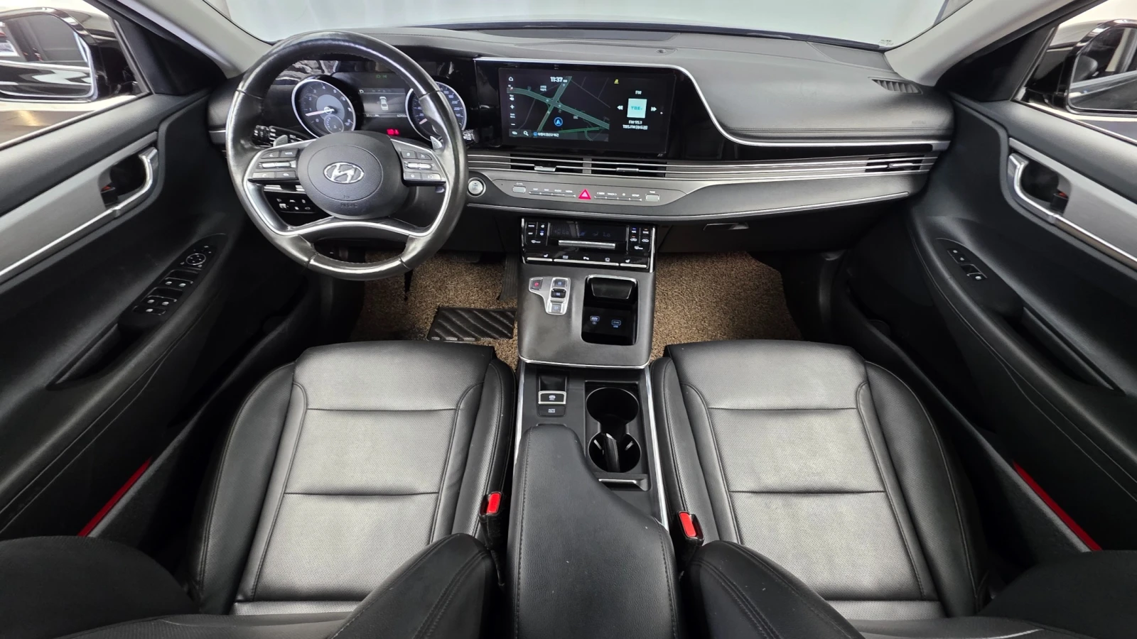 Hyundai Grandeur 3.0 Modern Фабрична Газ, снимка 6 - Автомобили и джипове - 55955316