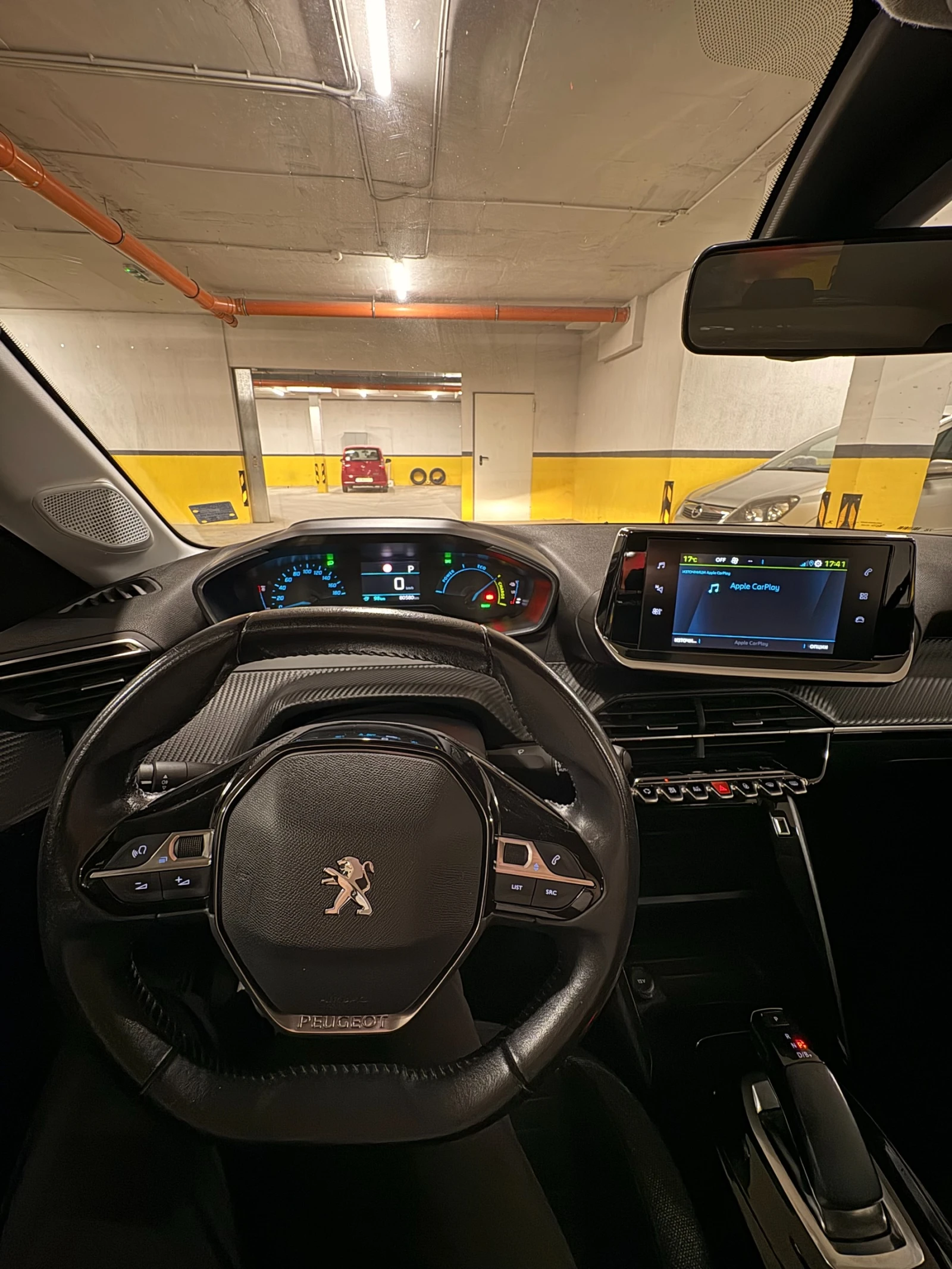 Peugeot 208, снимка 10 - Автомобили и джипове - 56442857