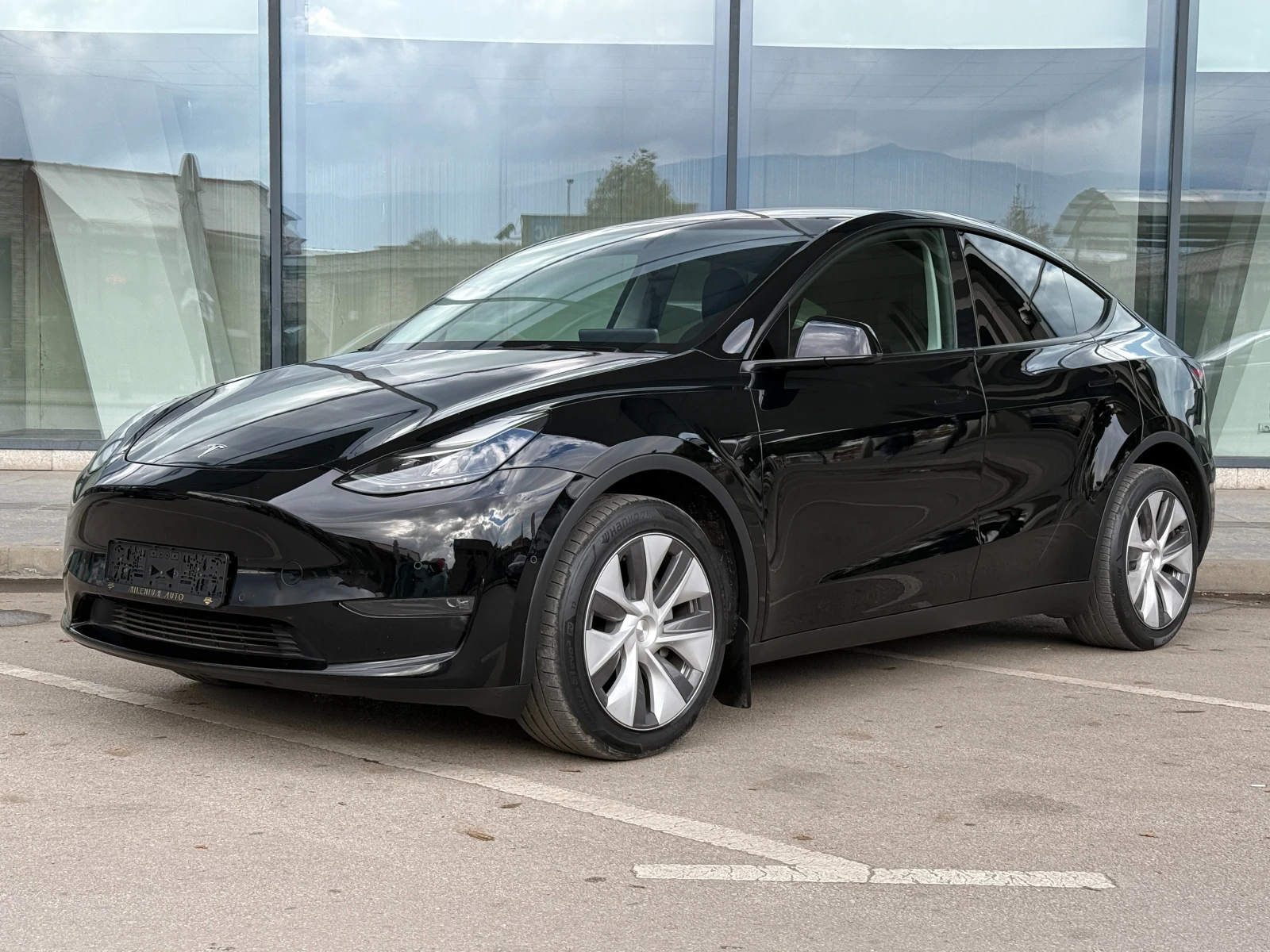 Tesla Model Y Long Range Dual Motor 82 kWh Швейцария!!!