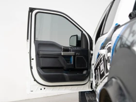 Ford Raptor SuperCrew 4WD * 68827км!* АвтоКредит* (ЦЕНА ДО БГ), снимка 8