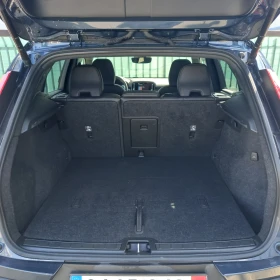 Volvo XC40, снимка 11