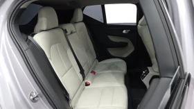Volvo XC40 2.0 B4 Ultra Dark, снимка 11