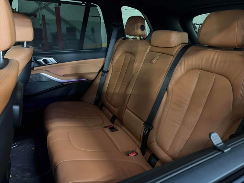 BMW X5 * xDrive40i * CARFAX * БЕЗ ПЪРВОНАЧАЛНА ВНОСКА, снимка 11 - Автомобили и джипове - 52681759