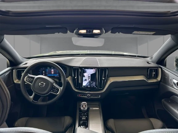 Volvo XC60 B4 AWD = Plus Dark = Гаранция  - изображение 6