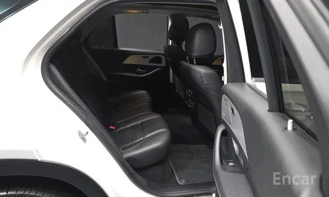 Mercedes-Benz GLE 300 4MATIC/ПАНОРАМА/ФИКСИРАНА ЦЕНА ДО БЪЛГАРИЯ, снимка 11 - Автомобили и джипове - 55059696