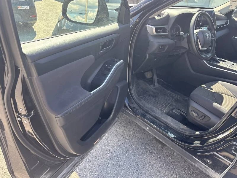 Toyota Highlander * LE AWD * ДИСТРОНИК * 7 МЕСТЕН * ПРЕДСТАВИТЕЛСТВО, снимка 14 - Автомобили и джипове - 55800849