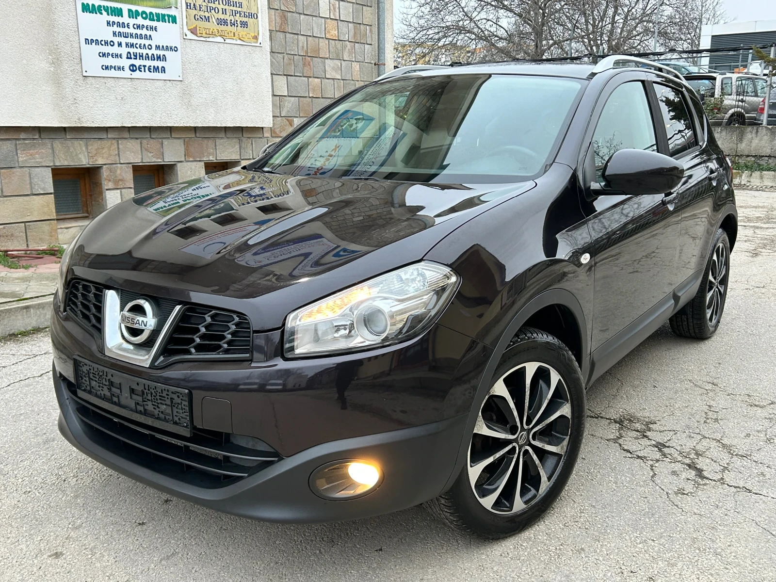Nissan Qashqai 1.6i * FACE* НАВИ* КАМЕРА* ПАНОРАМА* , снимка 1
