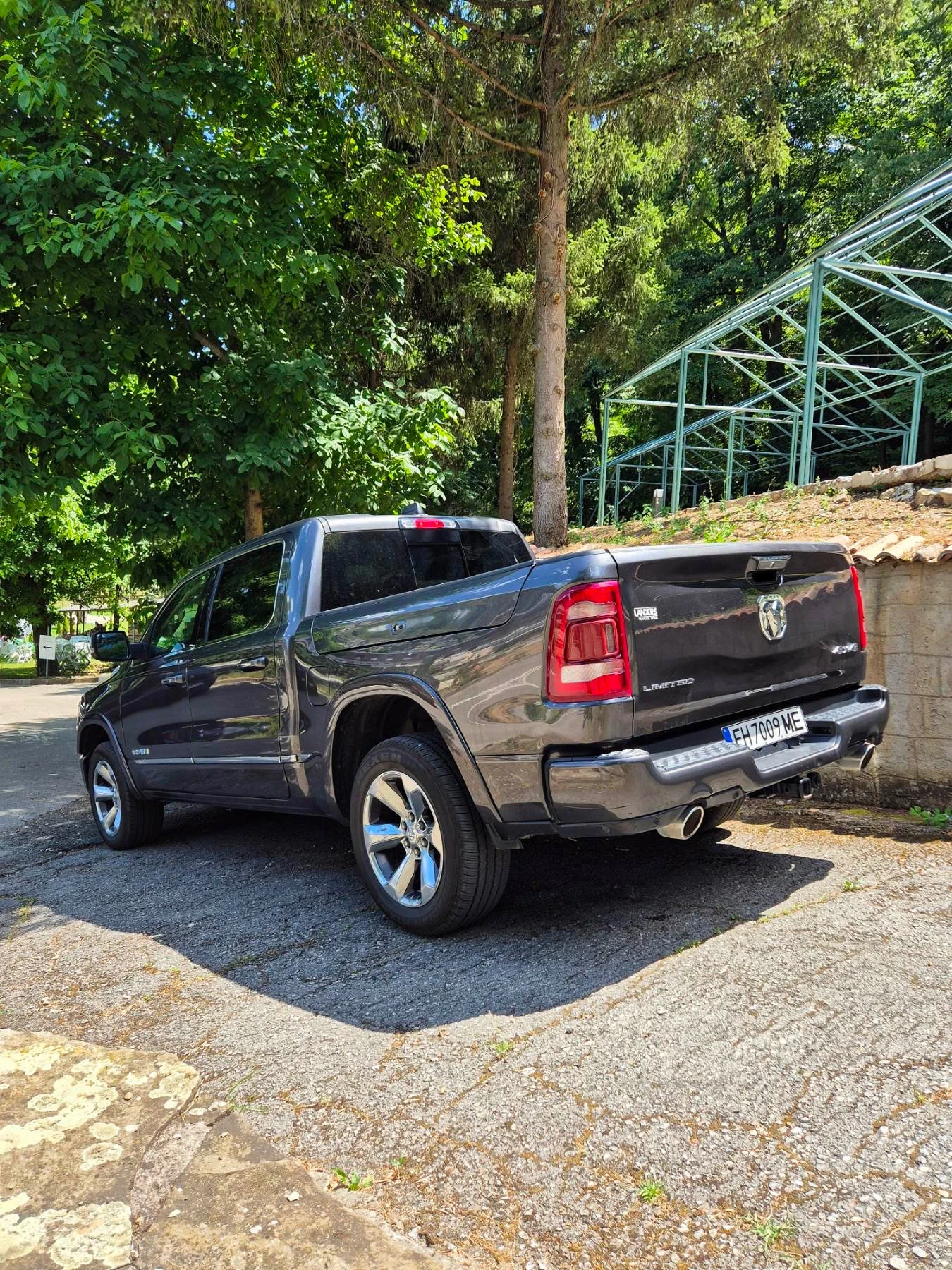 Dodge RAM 1500 LIMITED 5.7 HEMI ГАЗ - изображение 4
