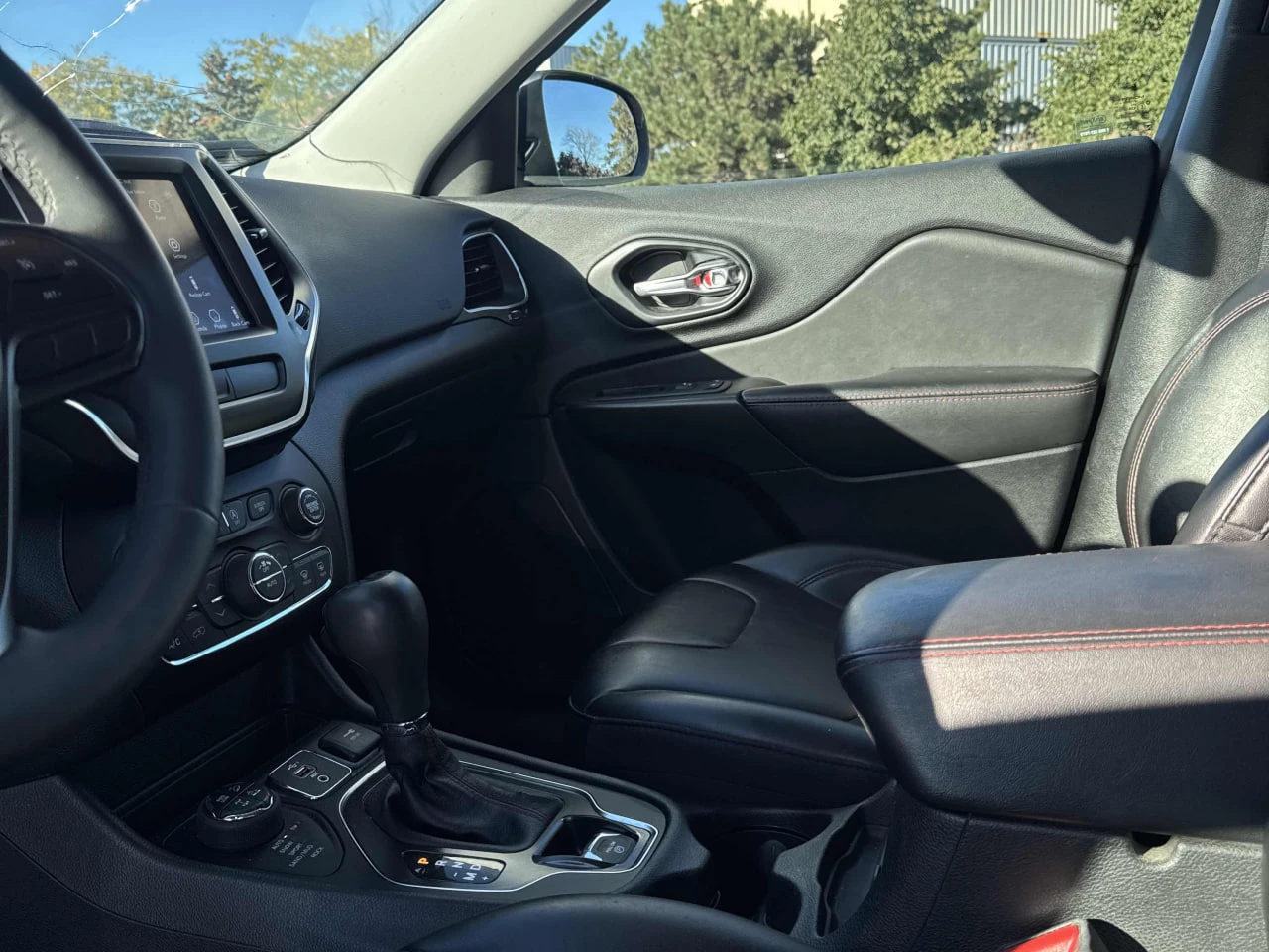 Jeep Cherokee CARFAX*     | Mobile.bg   15