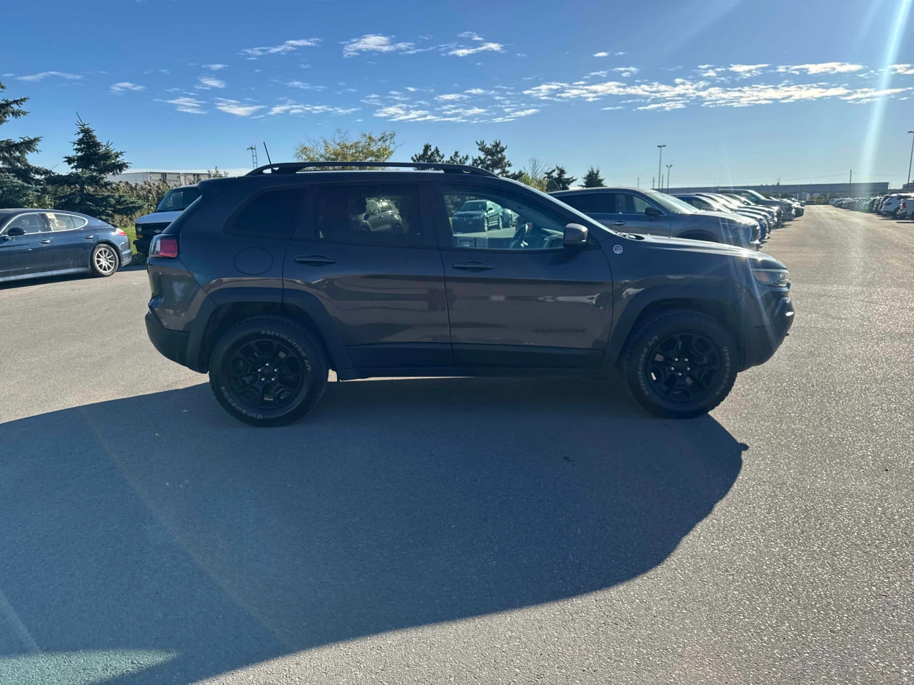 Jeep Cherokee CARFAX*     | Mobile.bg   3