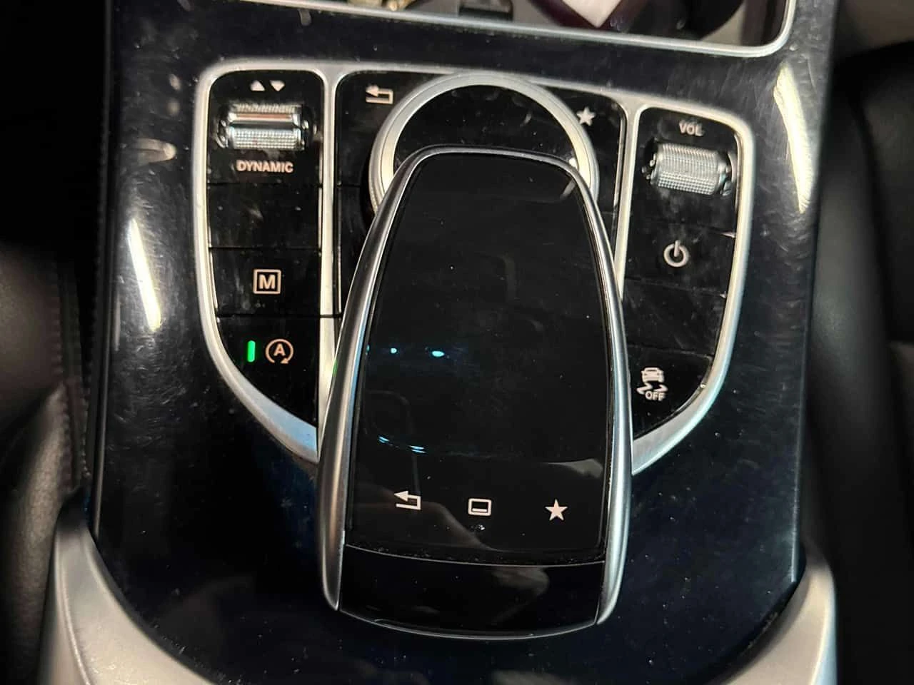 Mercedes-Benz GLC 300 * CARFAX * ПОДГРЕВ * КАМЕРА * ПАМЕТ, снимка 11 - Автомобили и джипове - 54034614