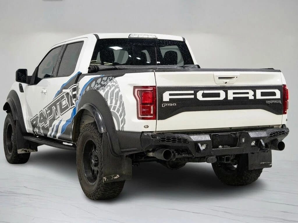 Ford Raptor SuperCrew 4WD * 68827км!* АвтоКредит* (ЦЕНА ДО БГ), снимка 4 - Автомобили и джипове - 54116840