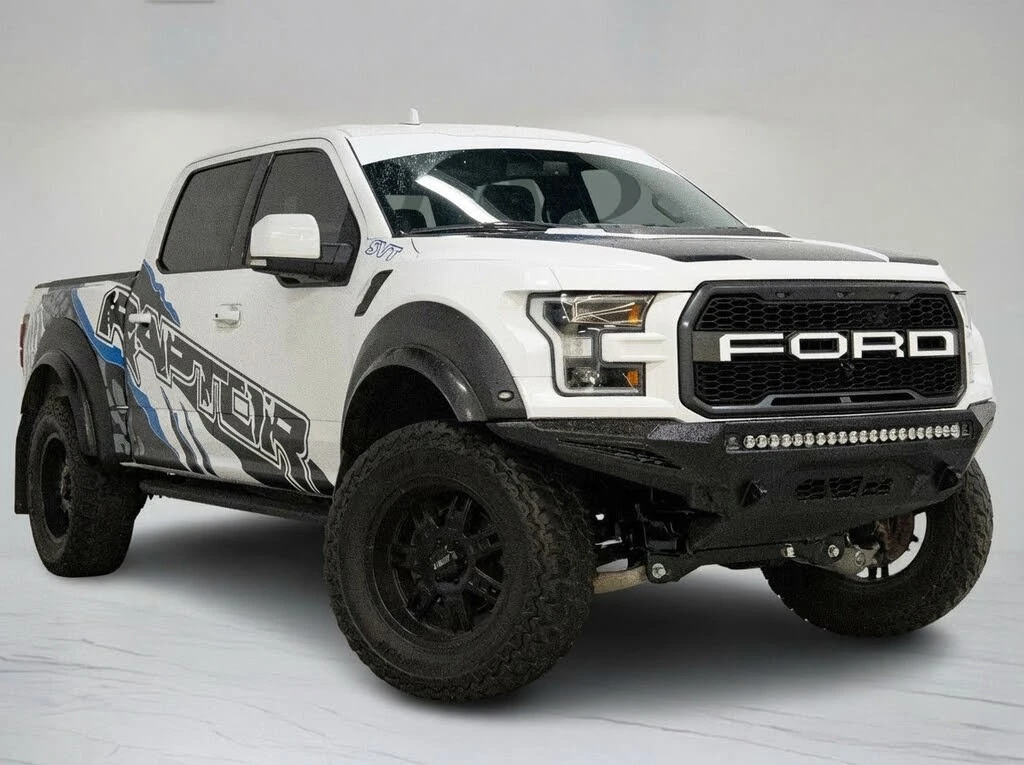 Ford Raptor SuperCrew 4WD * 68827км!* АвтоКредит* (ЦЕНА ДО БГ), снимка 2 - Автомобили и джипове - 54116840