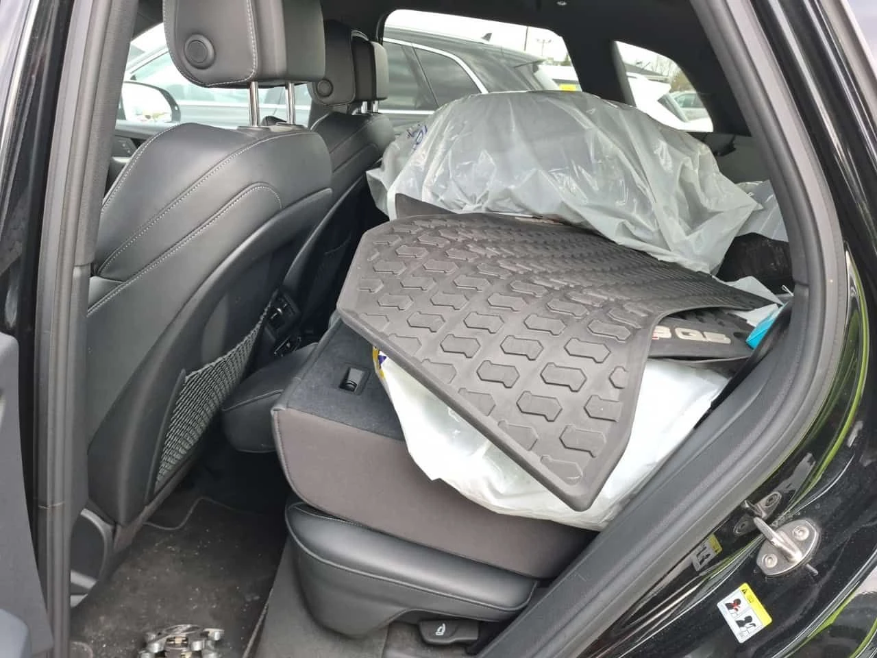 Audi SQ5  | TECHNIK | DISTRONIC | 360 | ДВА КЛЮЧА , снимка 12 - Автомобили и джипове - 54321390