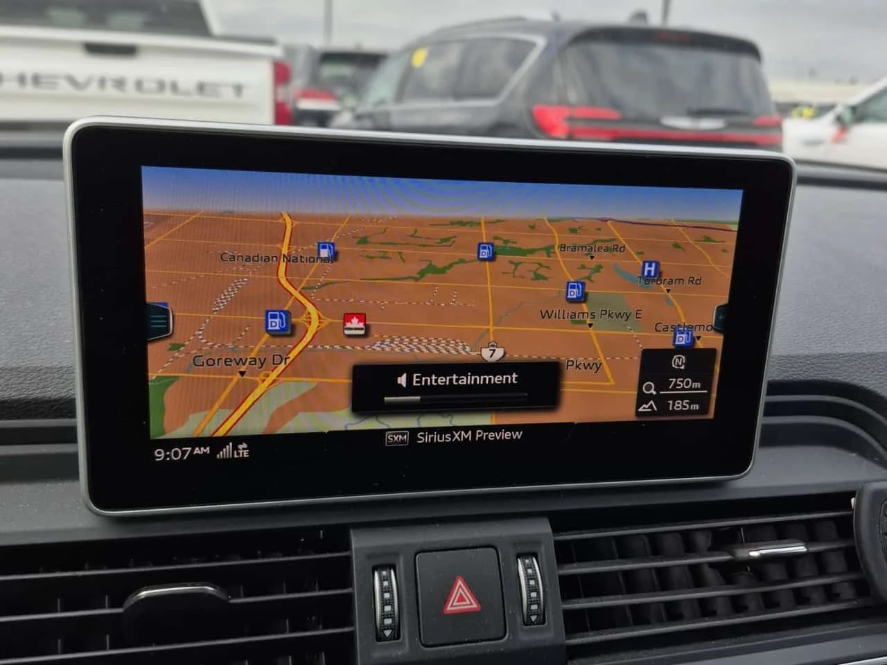 Audi SQ5  | TECHNIK | DISTRONIC | 360 | ДВА КЛЮЧА , снимка 11 - Автомобили и джипове - 54321390