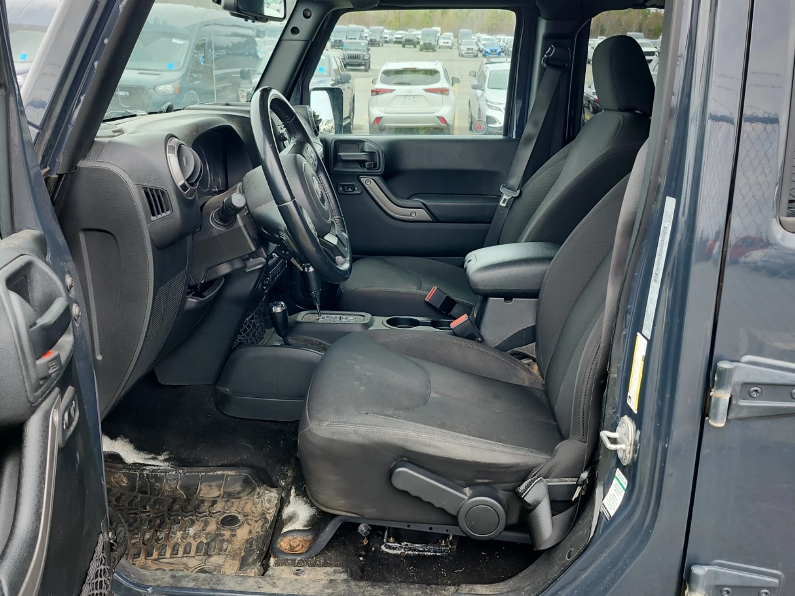 Jeep Wrangler, снимка 5 - Автомобили и джипове - 54566567