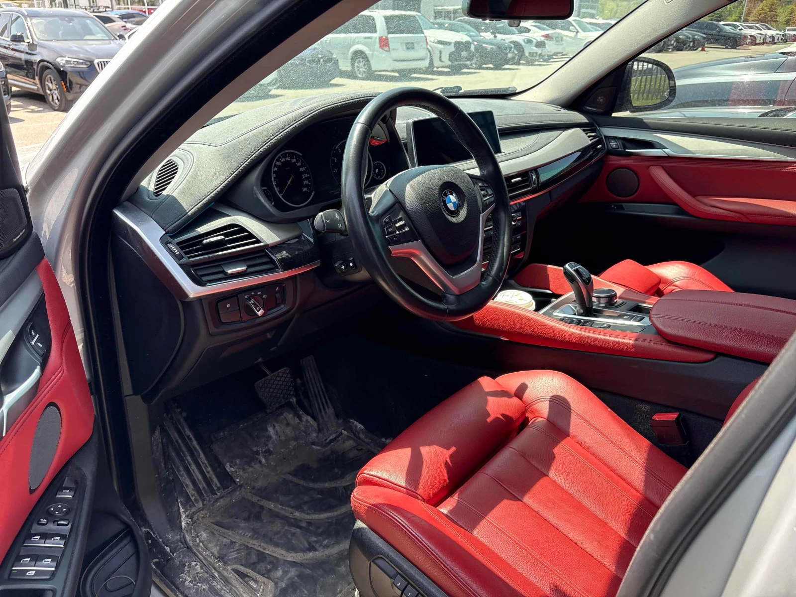 BMW X6 CARFAX * АВТО КРЕДИТ * ПРОГНОЗНА ЦЕНА ДО БГ * , снимка 7 - Автомобили и джипове - 54631054