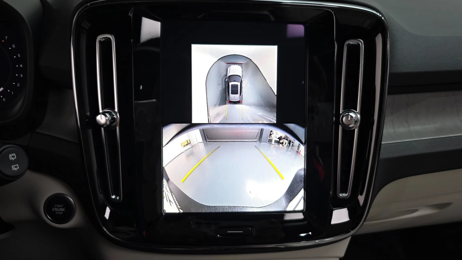 Volvo XC40 2.0 B4 Ultra Dark, снимка 13 - Автомобили и джипове - 55146296