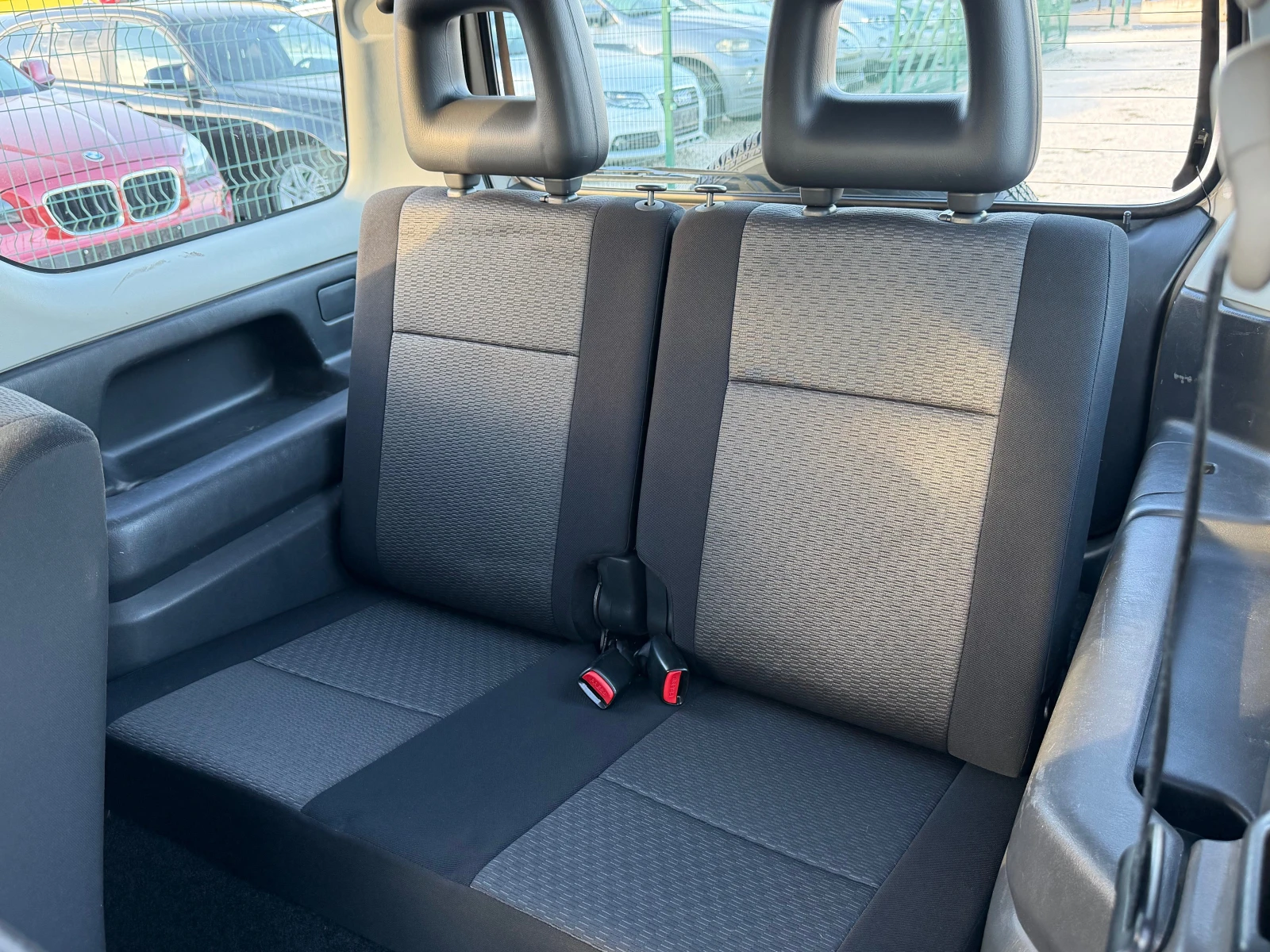 Suzuki Jimny, снимка 10 - Автомобили и джипове - 55956857