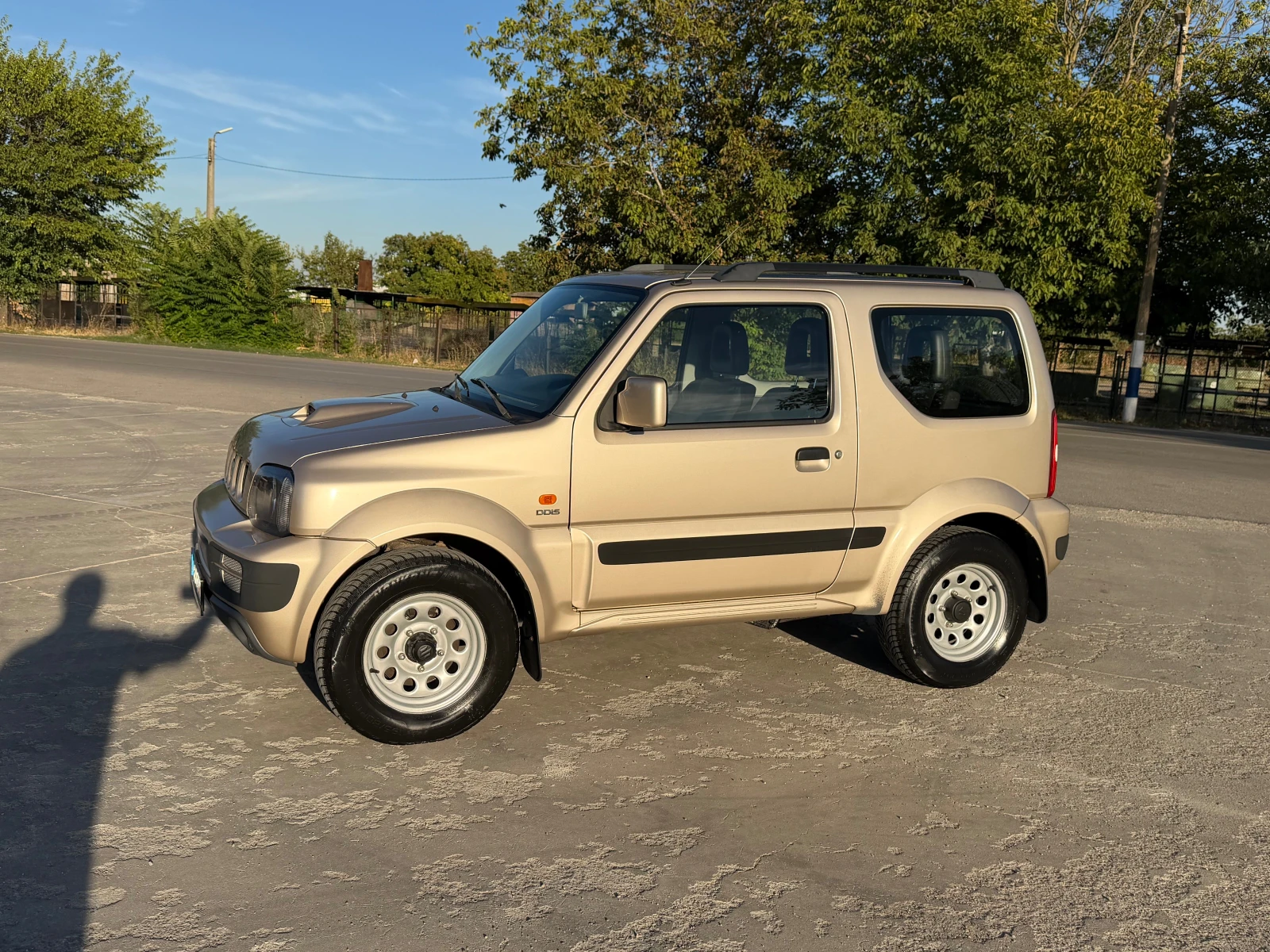 Suzuki Jimny, снимка 4 - Автомобили и джипове - 55956857