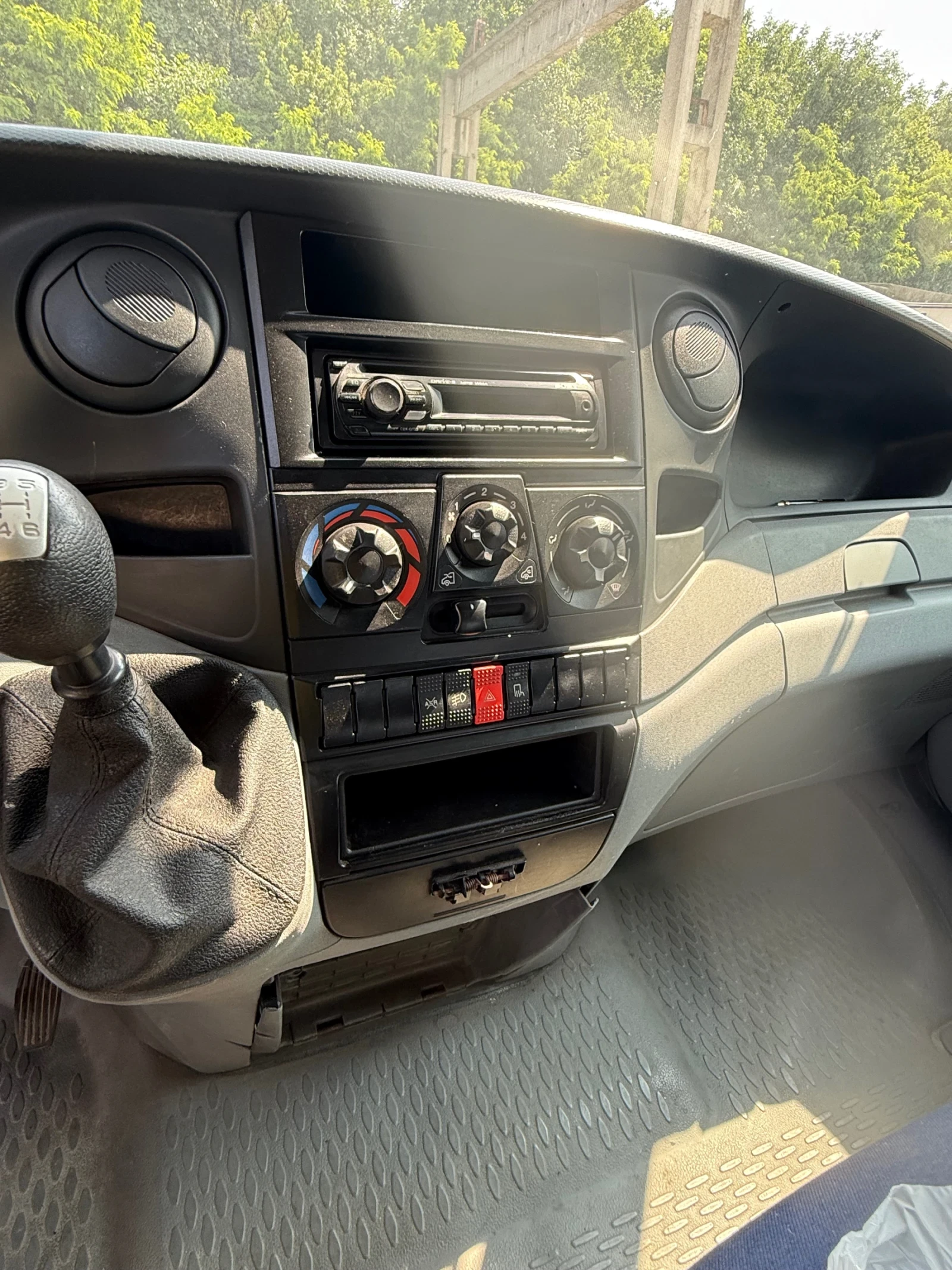 Iveco 35c15 | Mobile.bg   11