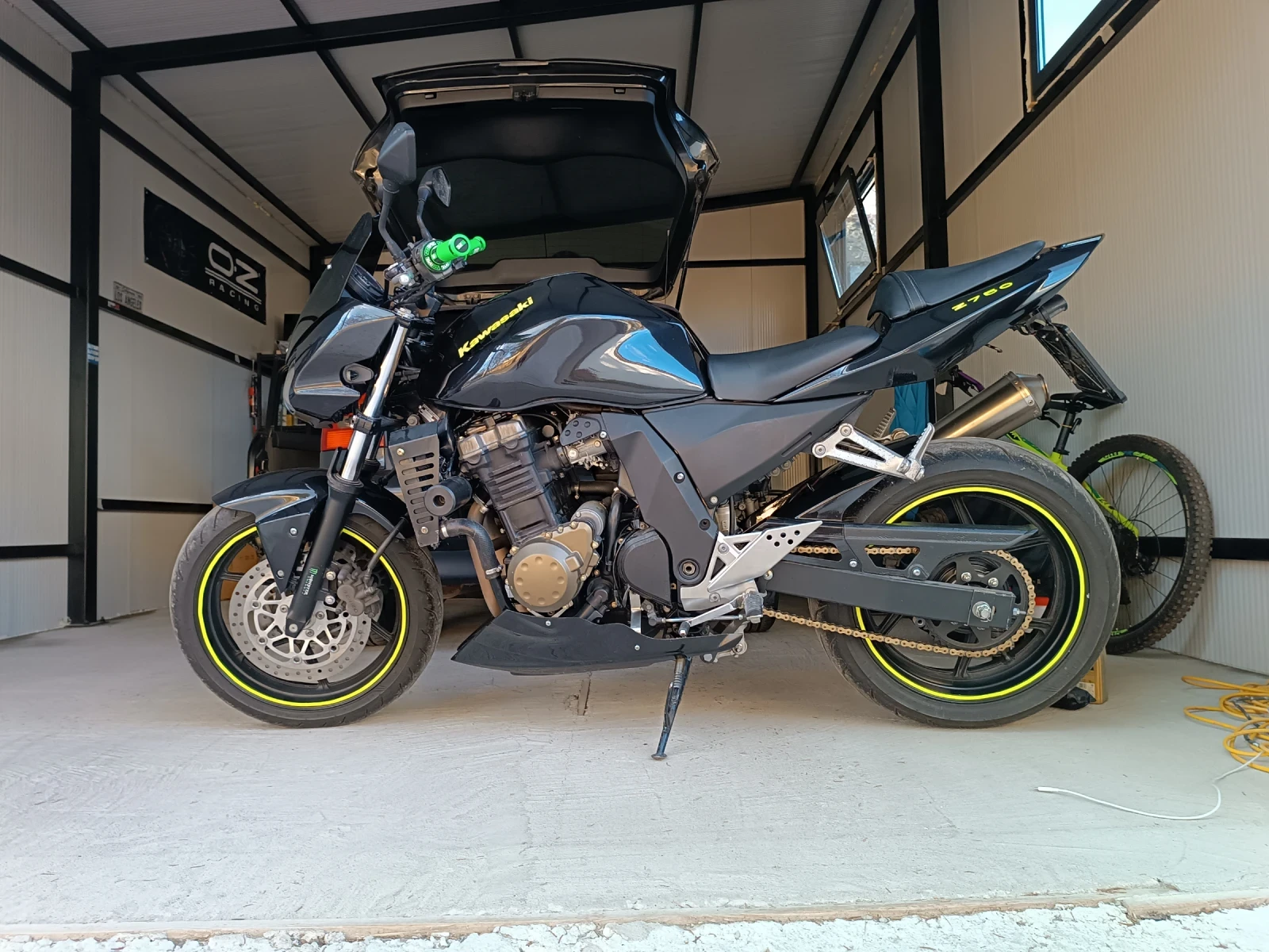 Kawasaki Z Z750, снимка 7 - Мотоциклети и мототехника - 54198607