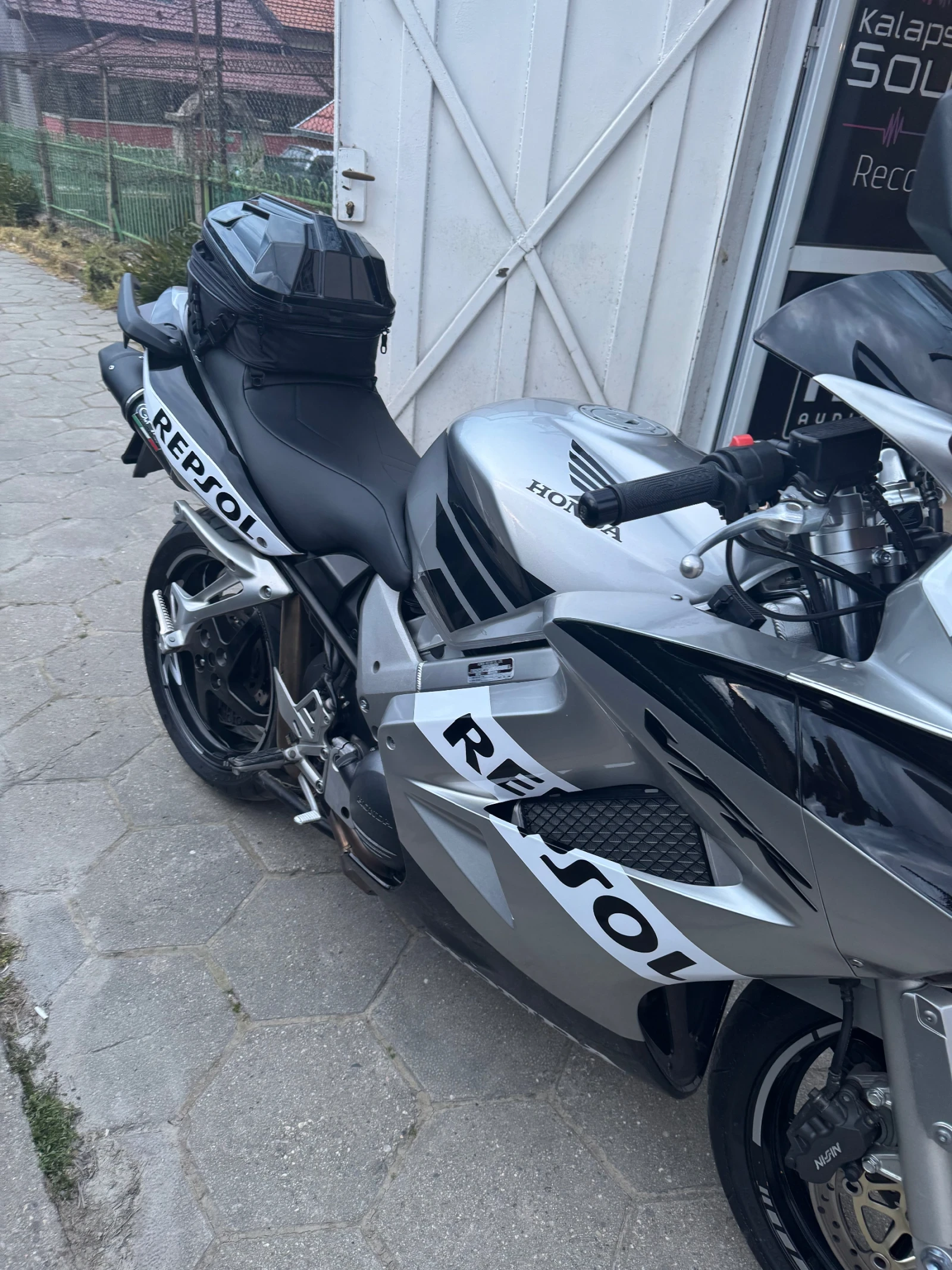 Honda Vfr 800 Vtec, снимка 7 - Мотоциклети и мототехника - 55179709